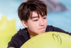 王俊凯站姐爆料最新,揭秘偶像幕后生活点滴